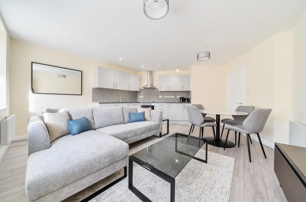 Property photo 2 of 14 Kitchen - Reception Room