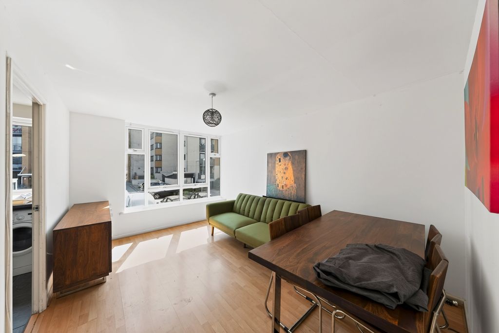 Property photo 1 of 16 Reception Room
