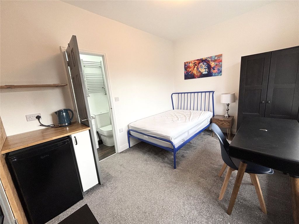 Property photo 2 of 5 Picture No. 05