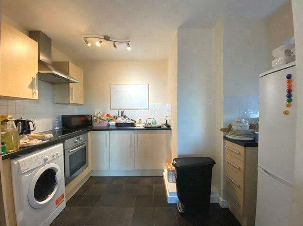 Property photo 3 of 6