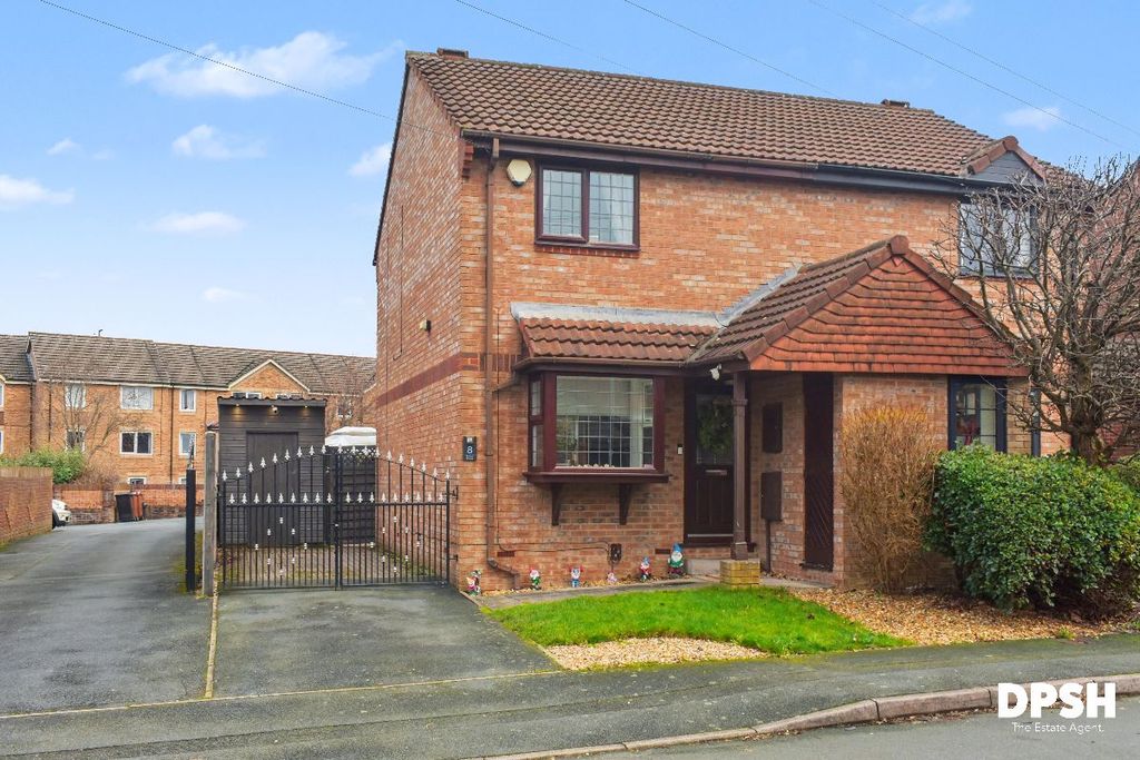 Property photo 1 of 23