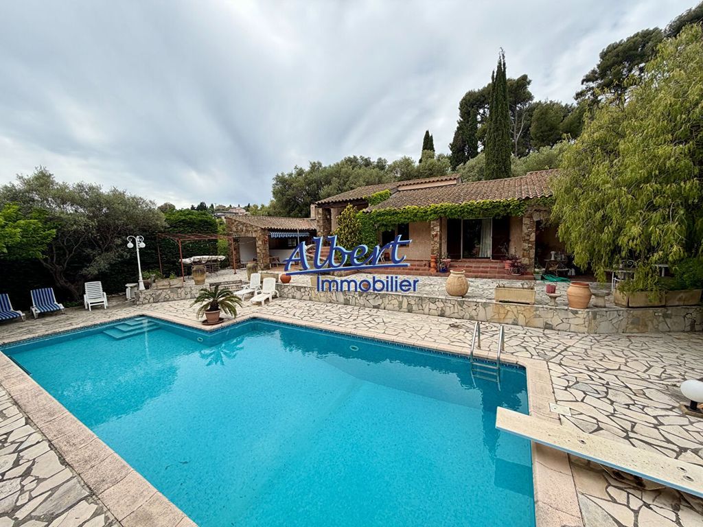Property photo 1 of 17 Villa Ollioules 6 Rooms 177.11 m2