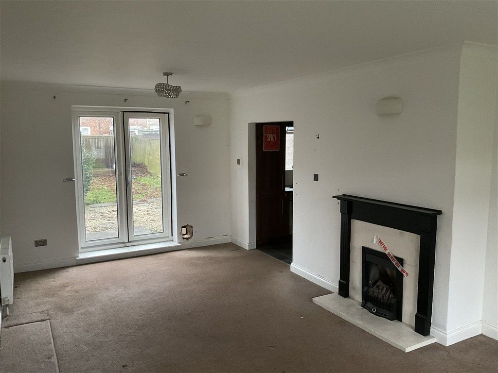 Property photo 2 of 4 Lounge