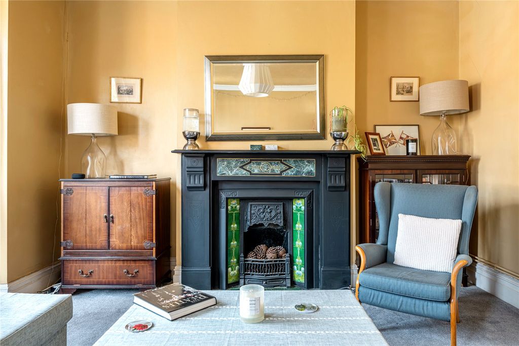 Property photo 3 of 12 Picture No. 08