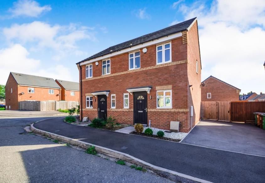 Property photo 1 of 8 Front