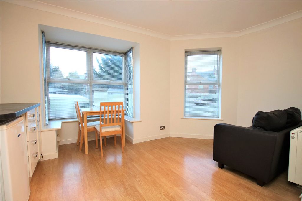 Property photo 2 of 6 Picture No. 04