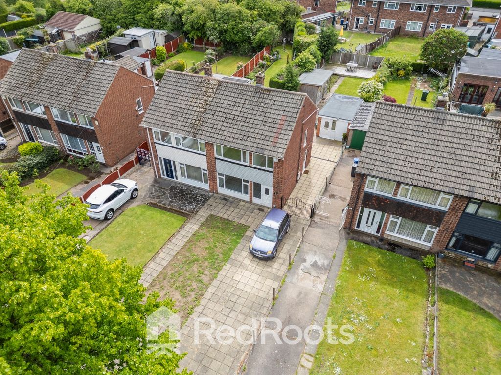 Property photo 2 of 23 5062613