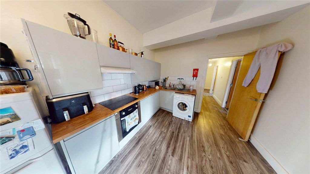 Property photo 3 of 7 Picture No. 07