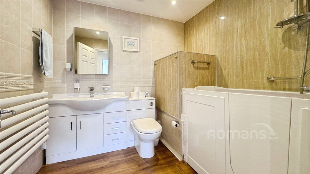 Property photo 3 of 12 Picture No. 02