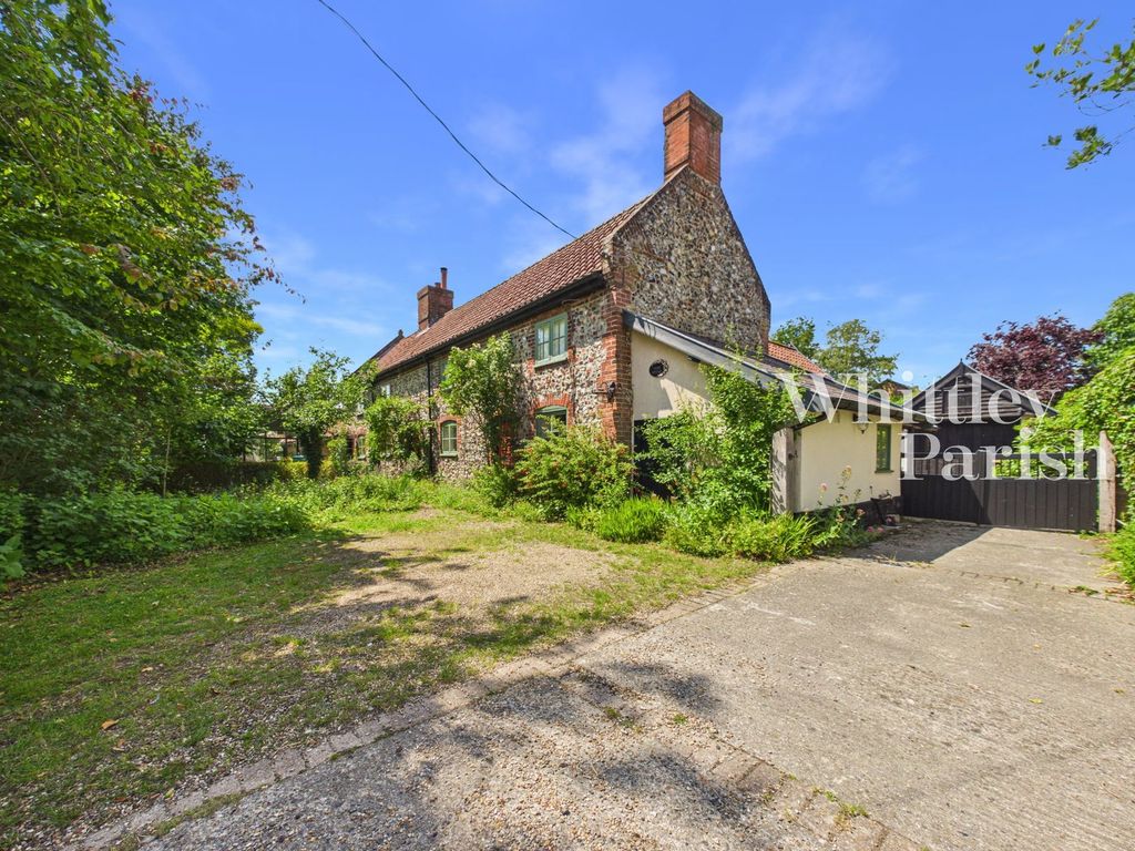 Property photo 1 of 32