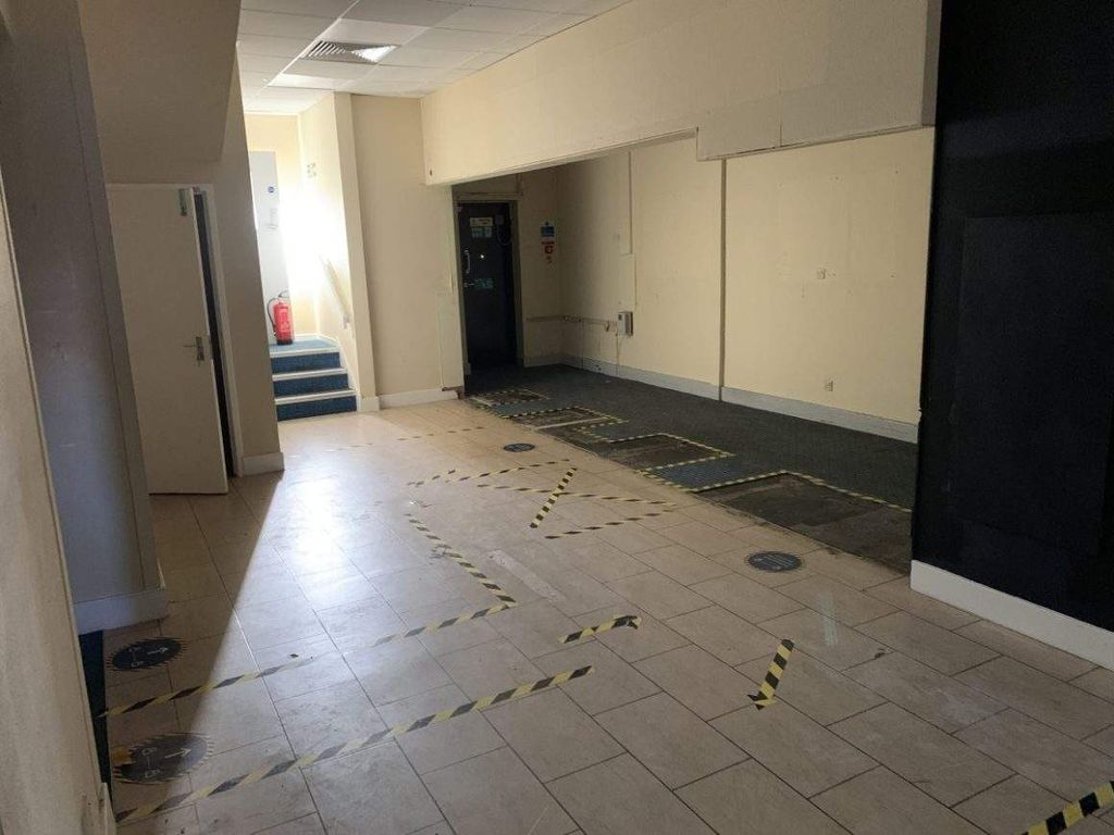 Property photo 2 of 3