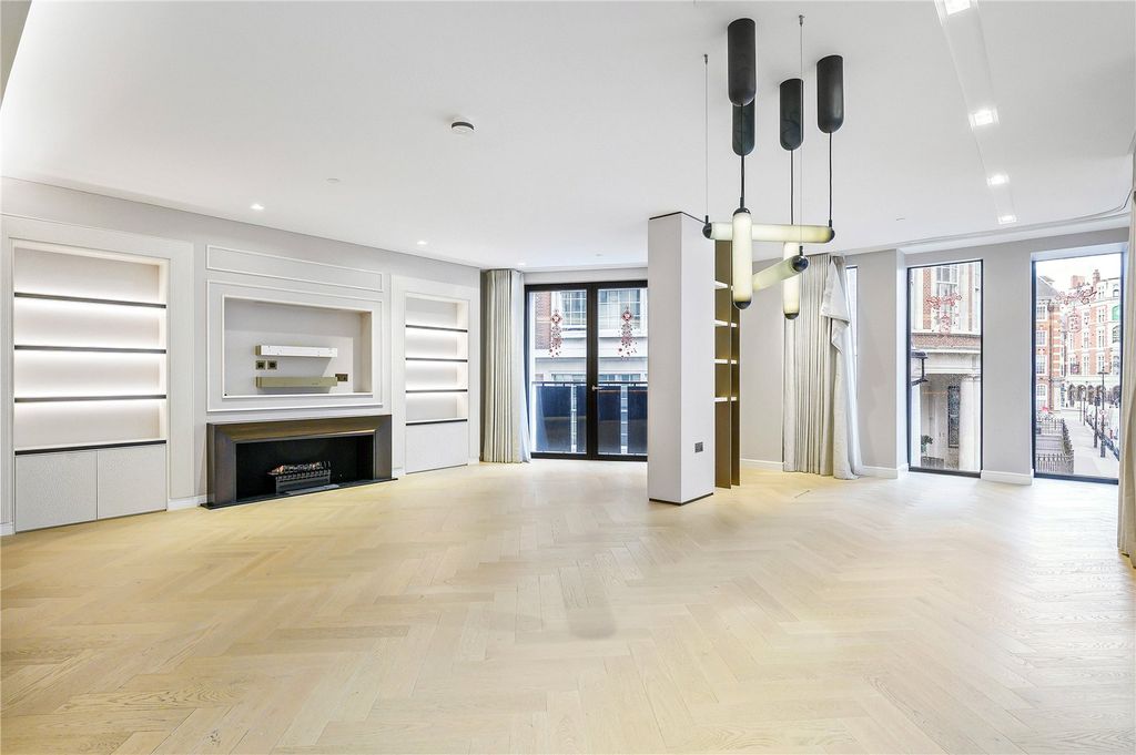 Property photo 1 of 27 Reception Room