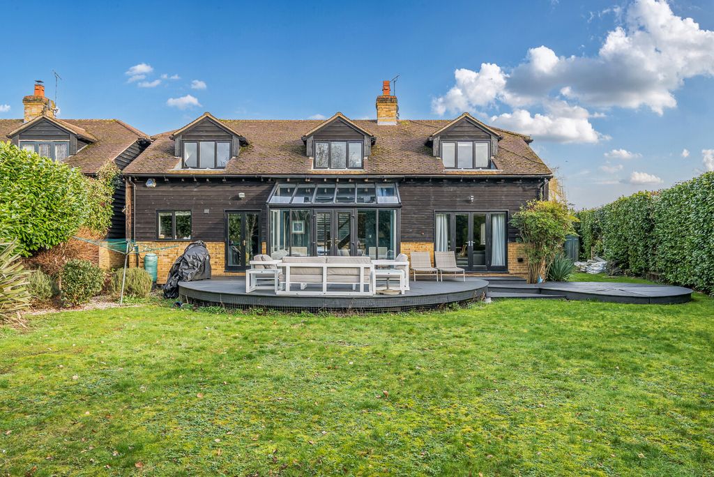 Property photo 1 of 20 1408675-14-698F3F...