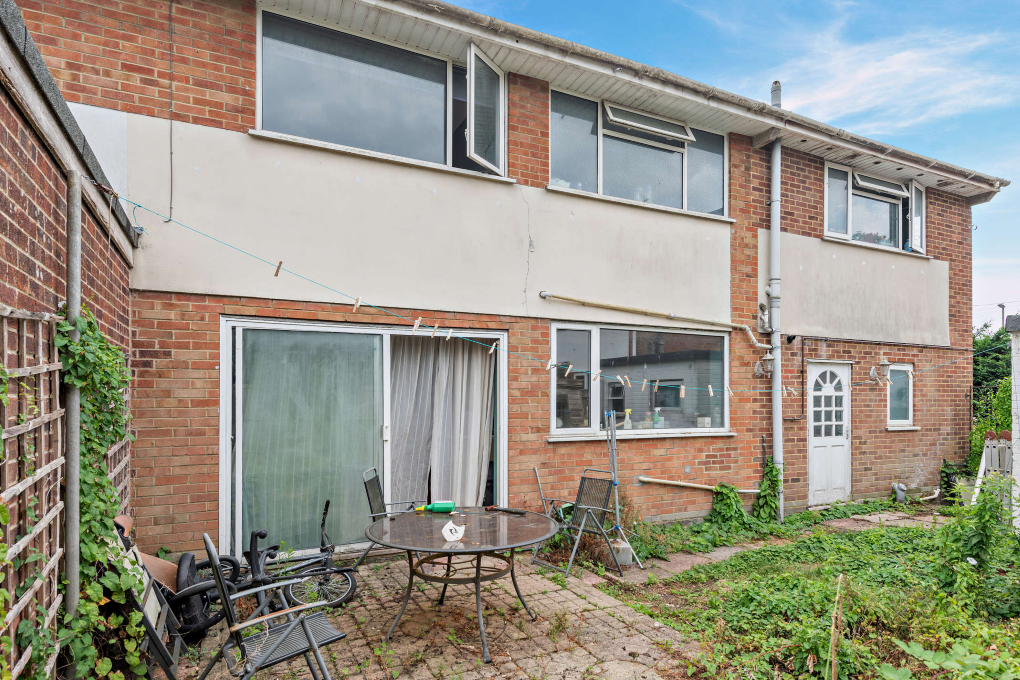 Property photo 2 of 11
