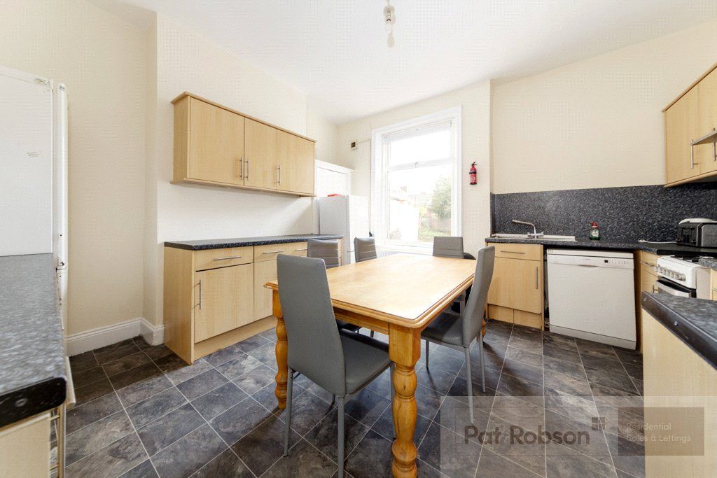 Property photo 2 of 14 Picture 2