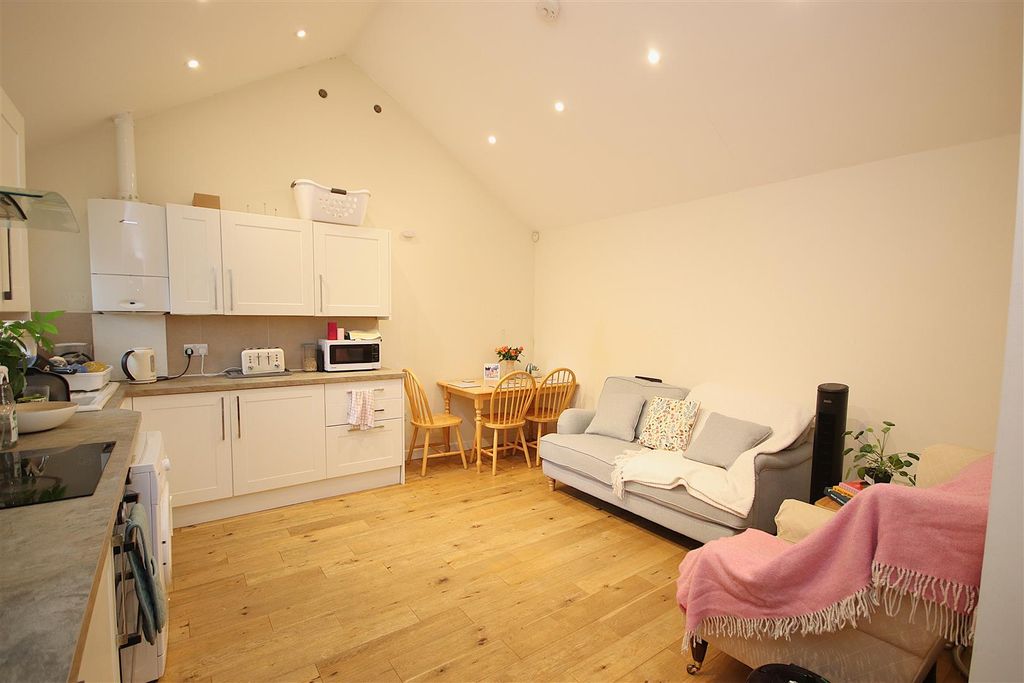 Property photo 2 of 6 Img_7616.Jpg
