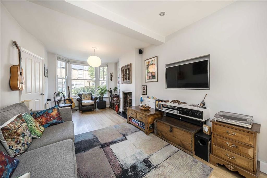 Property photo 2 of 7