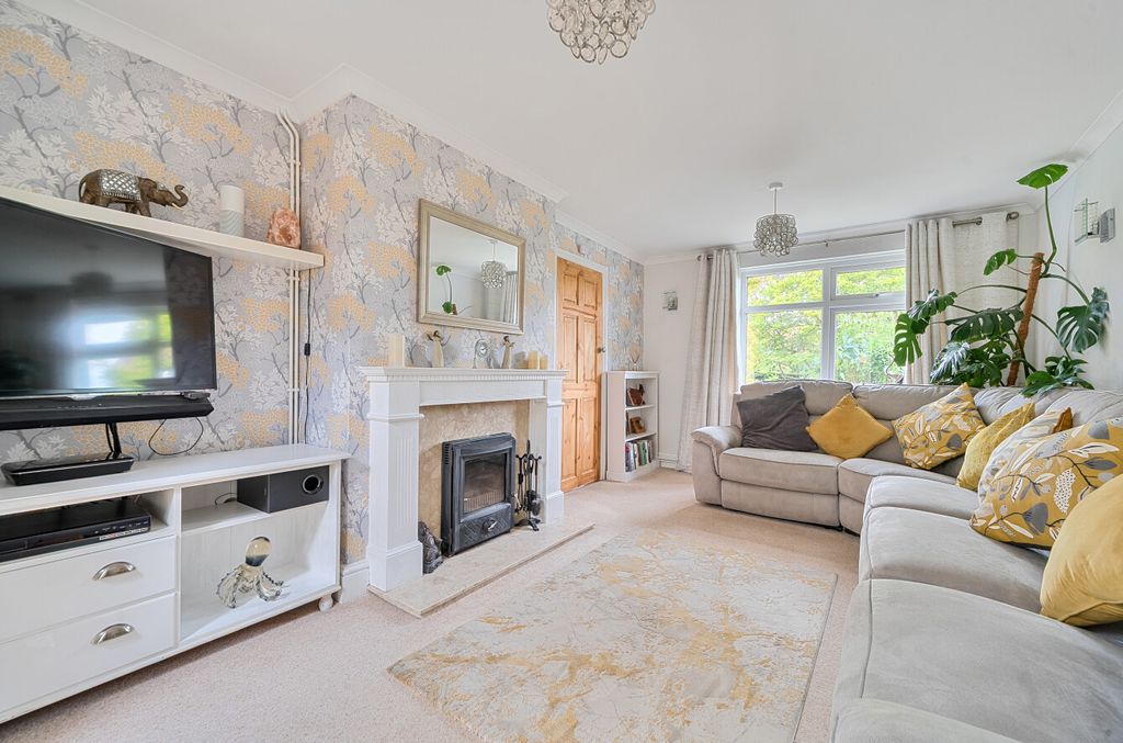 Property photo 3 of 16 1464603-7-6A0B16c...