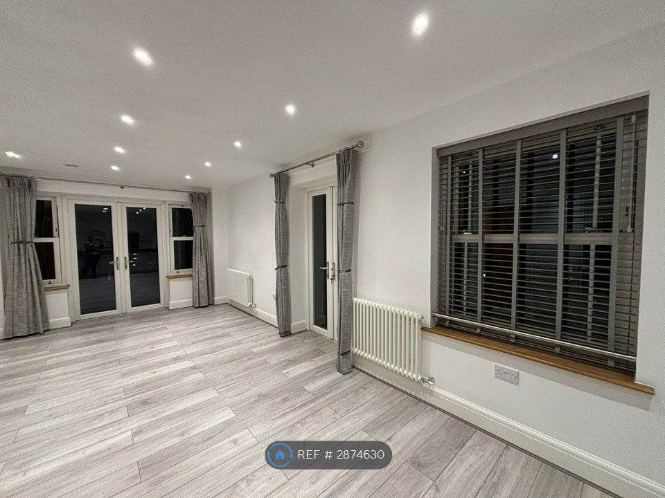 Property photo 2 of 13 Living Room