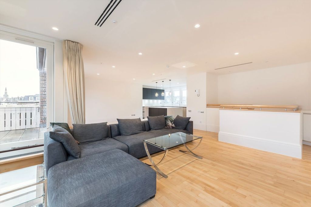 Property photo 3 of 7