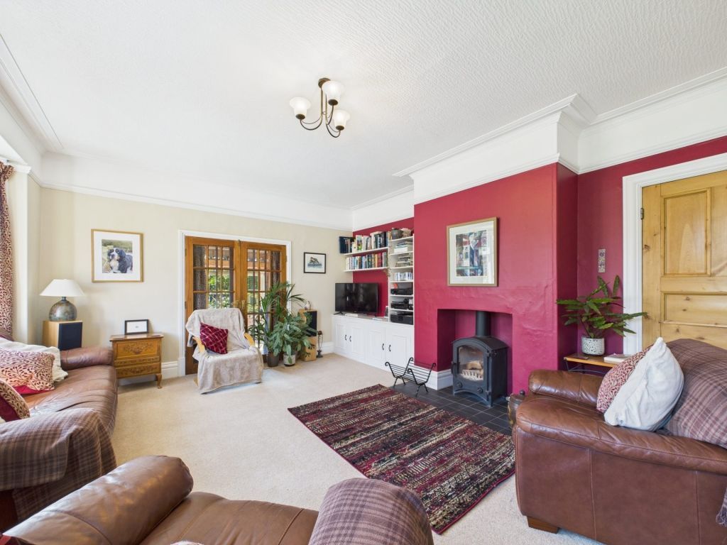 Property photo 3 of 30