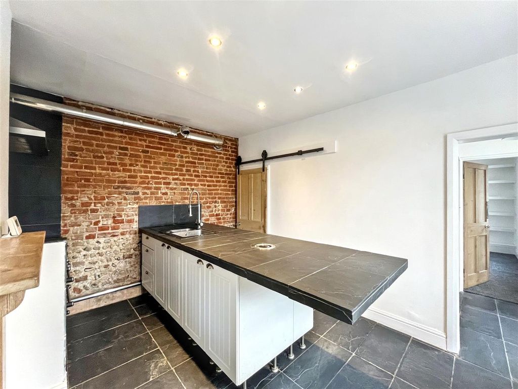 Property photo 2 of 14 Img_3991.Jpg