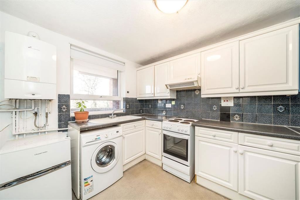 Property photo 3 of 4
