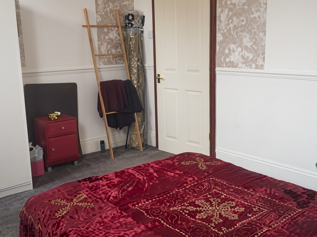 Property photo 2 of 3