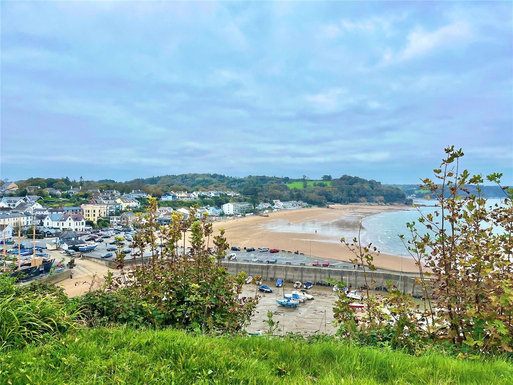 Property photo 1 of 24 Picture No. 20