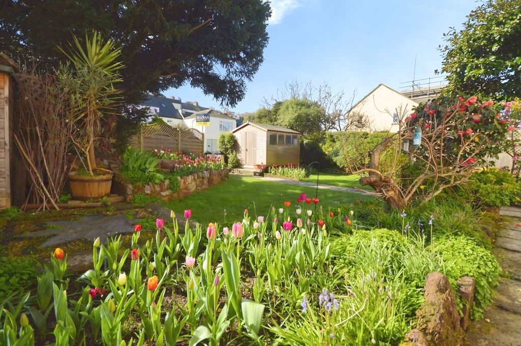 Property photo 2 of 27 Picture No. 39