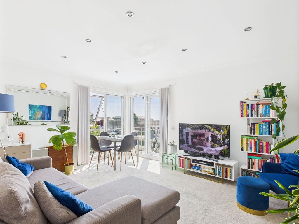 Property photo 1 of 6