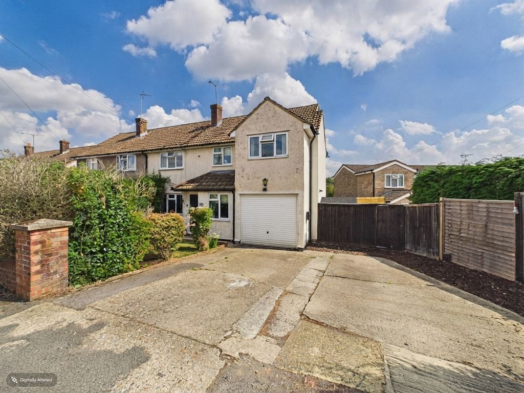 Property photo 1 of 16 35 Widdenton View