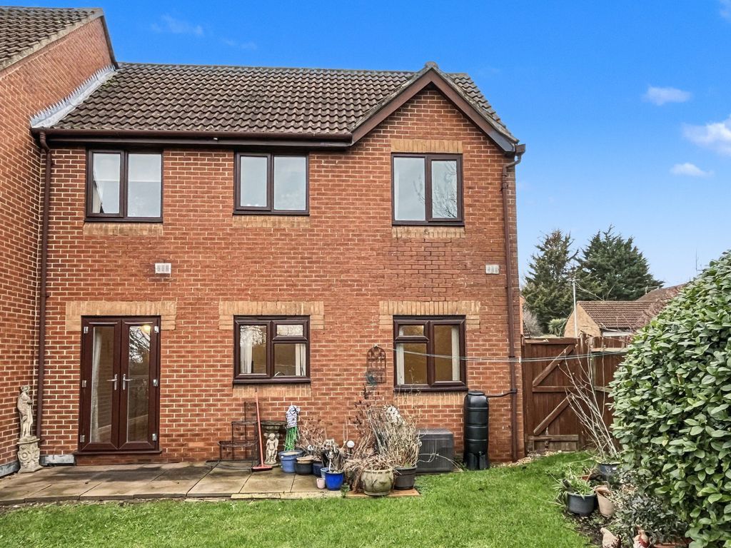 Property photo 2 of 15 Photo 11