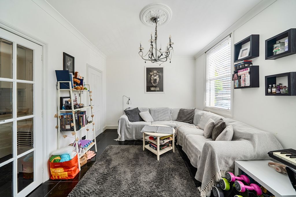 Property photo 3 of 9 1502520 (7)