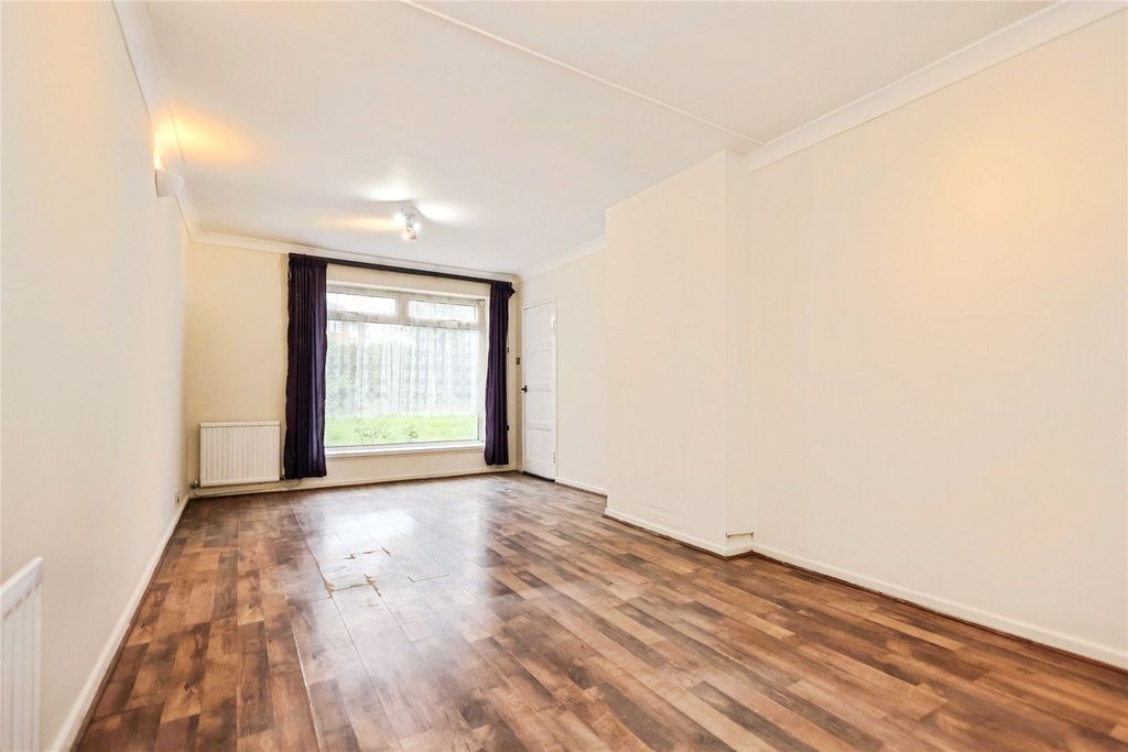 Property photo 3 of 18 Picture No. 16
