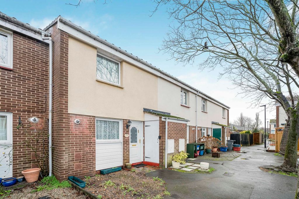 Property photo 1 of 29 Exterior