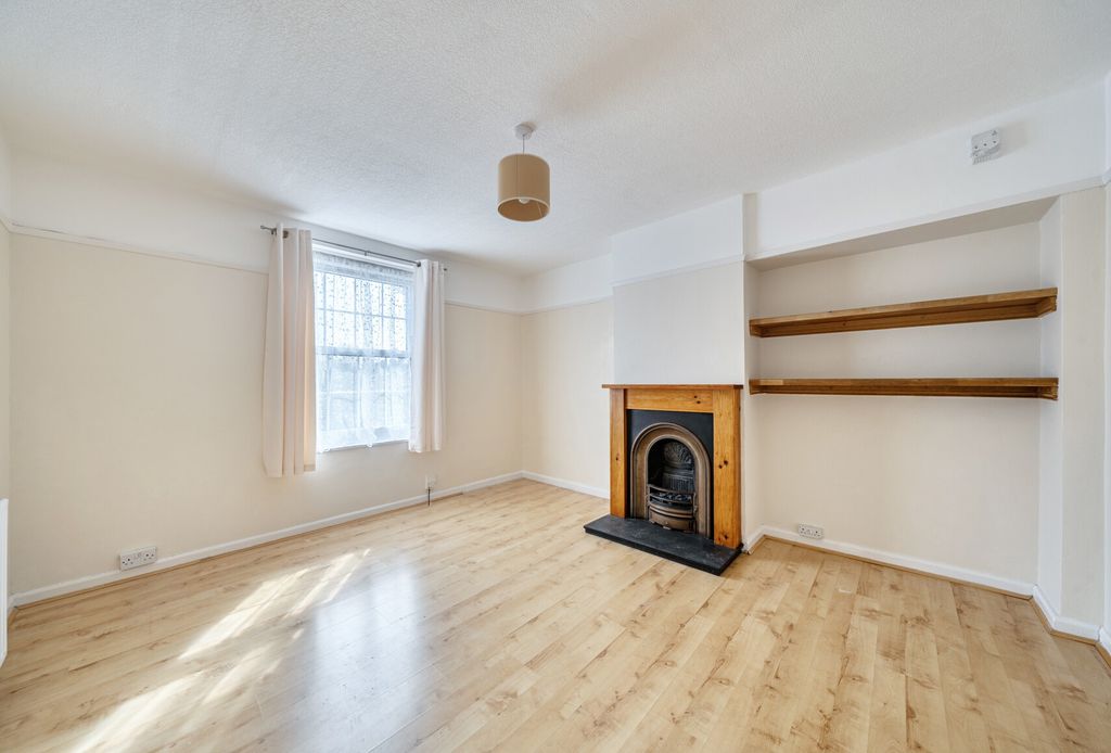 Property photo 2 of 21 1-69Bd93F8c6067-1...