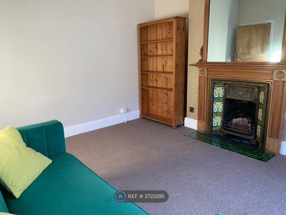 Property photo 2 of 13 Living Room