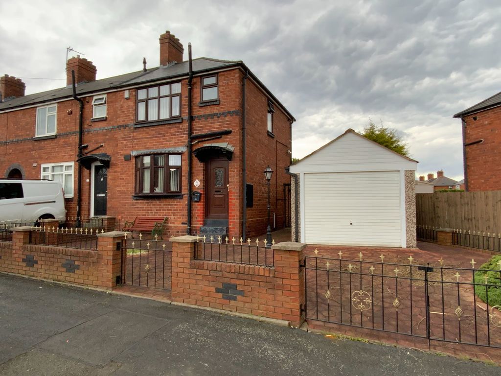 Property photo 1 of 11