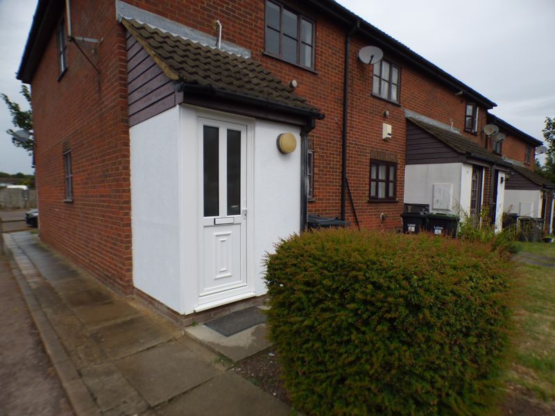 Property photo 1 of 6 Front