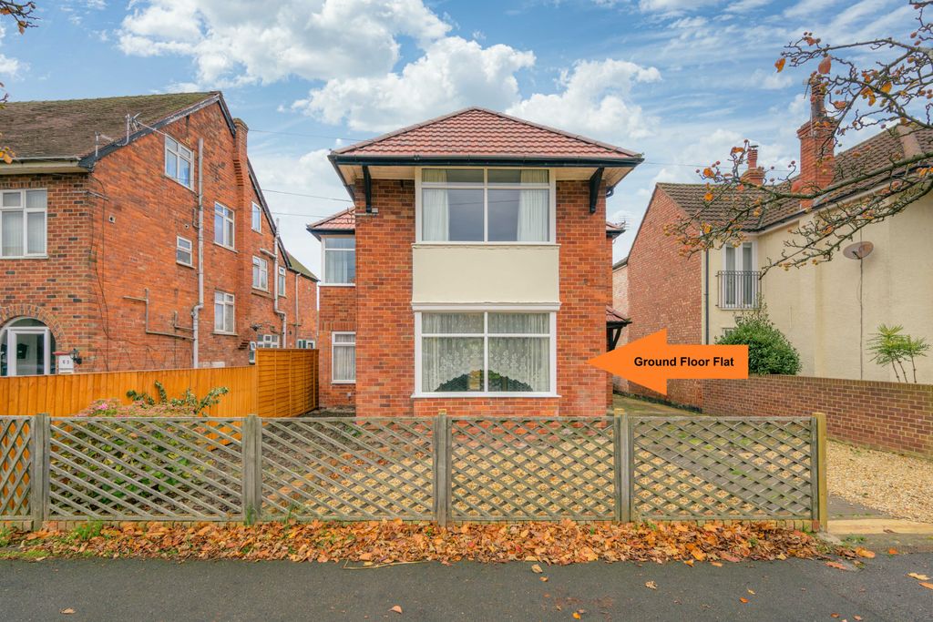 Property photo 1 of 14