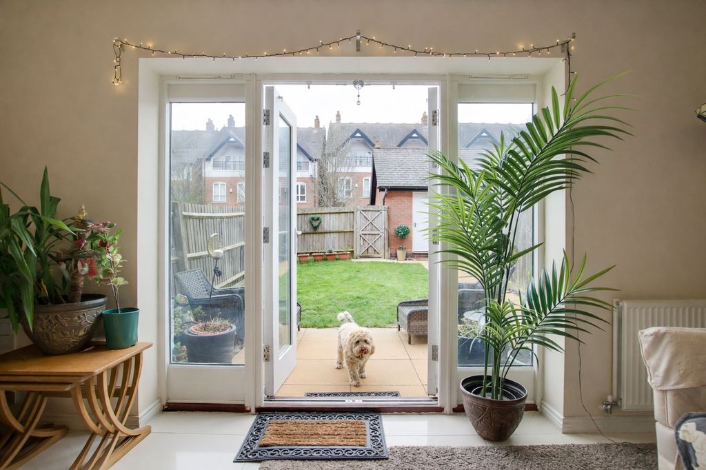 Property photo 3 of 31