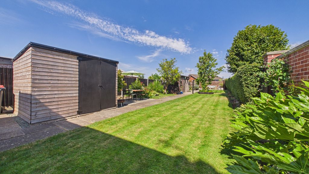 Property photo 2 of 37 5351074