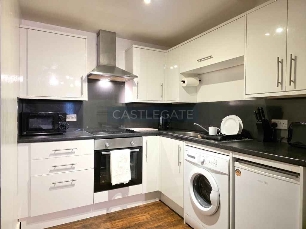 Property photo 2 of 20 Rico Flat 1 (9)