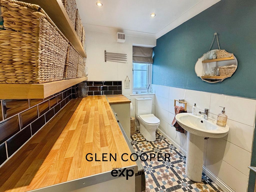 Property photo 3 of 29