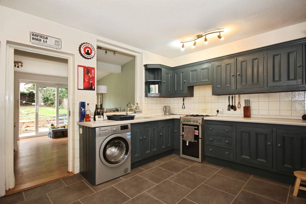 Property photo 3 of 16