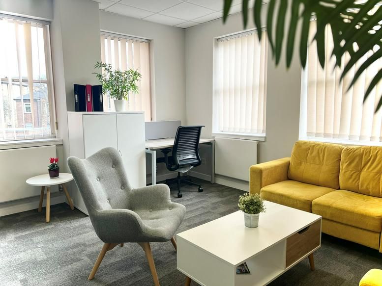 Property photo 2 of 10