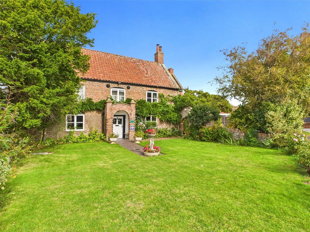 Property photo 1 of 35 Picture No. 90