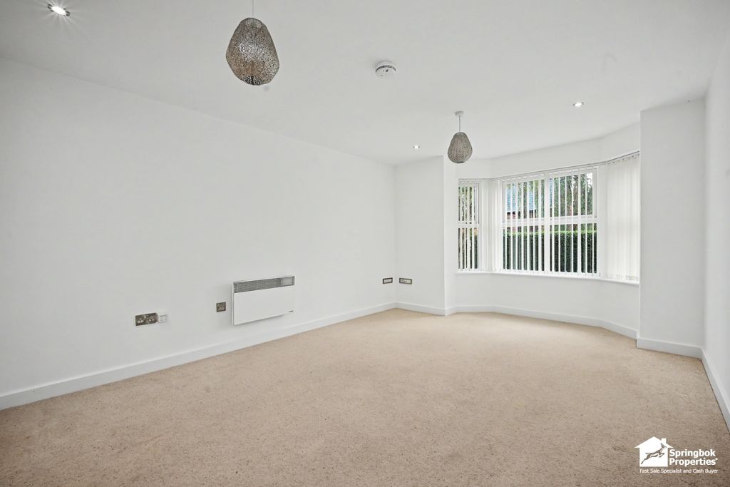 Property photo 3 of 15 Image 2