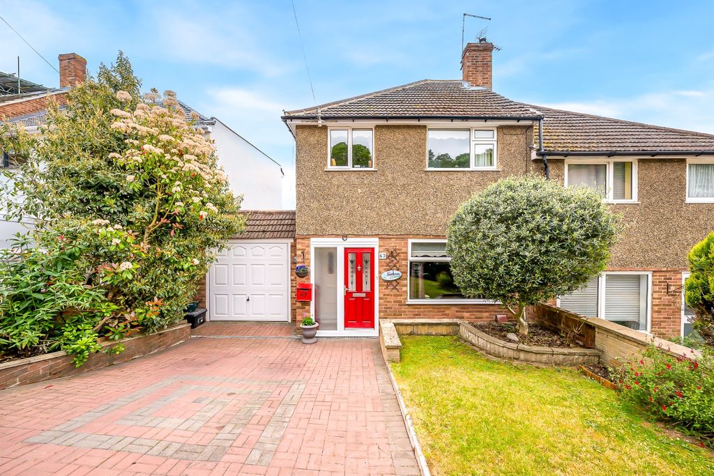 Property photo 1 of 19 4877361